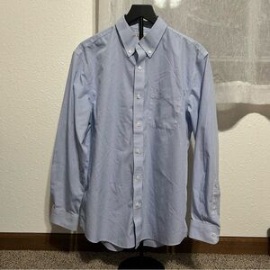 L.L. Bean Men's Sky Blue Casual Button-Down Shirt